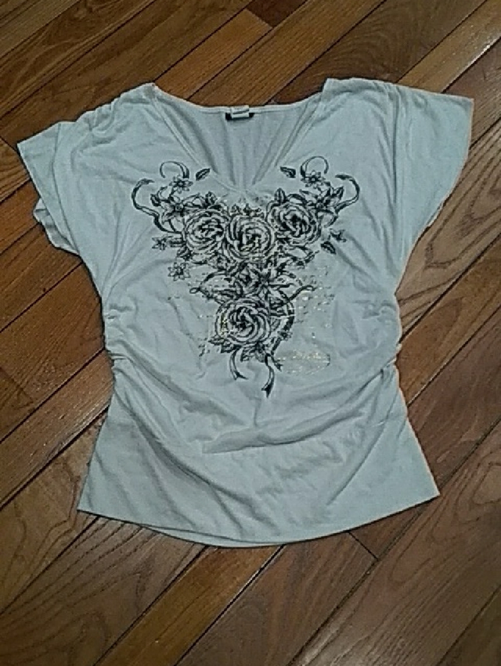 Rue21 White Short Sleeve V-Neck Top with Brown And Gold Floral Print